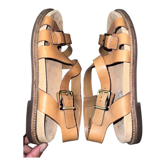 Clarks Shoes - CLARKS Artisan Sandals Flats Fisherman Open Toe Straps Leather Shoes Sz 9